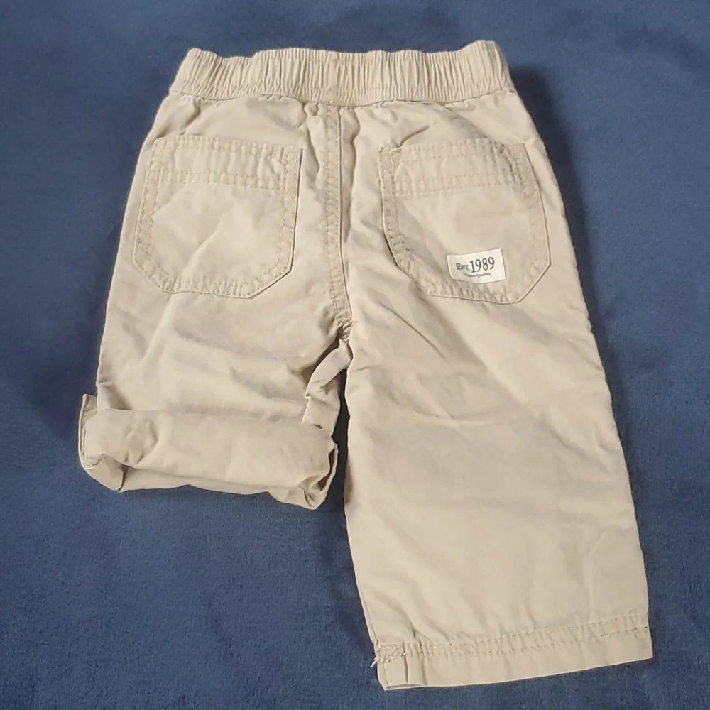 The Children's Place 2 in 1 Convertible Pants/Shorts Khaki Size 9-12 Months